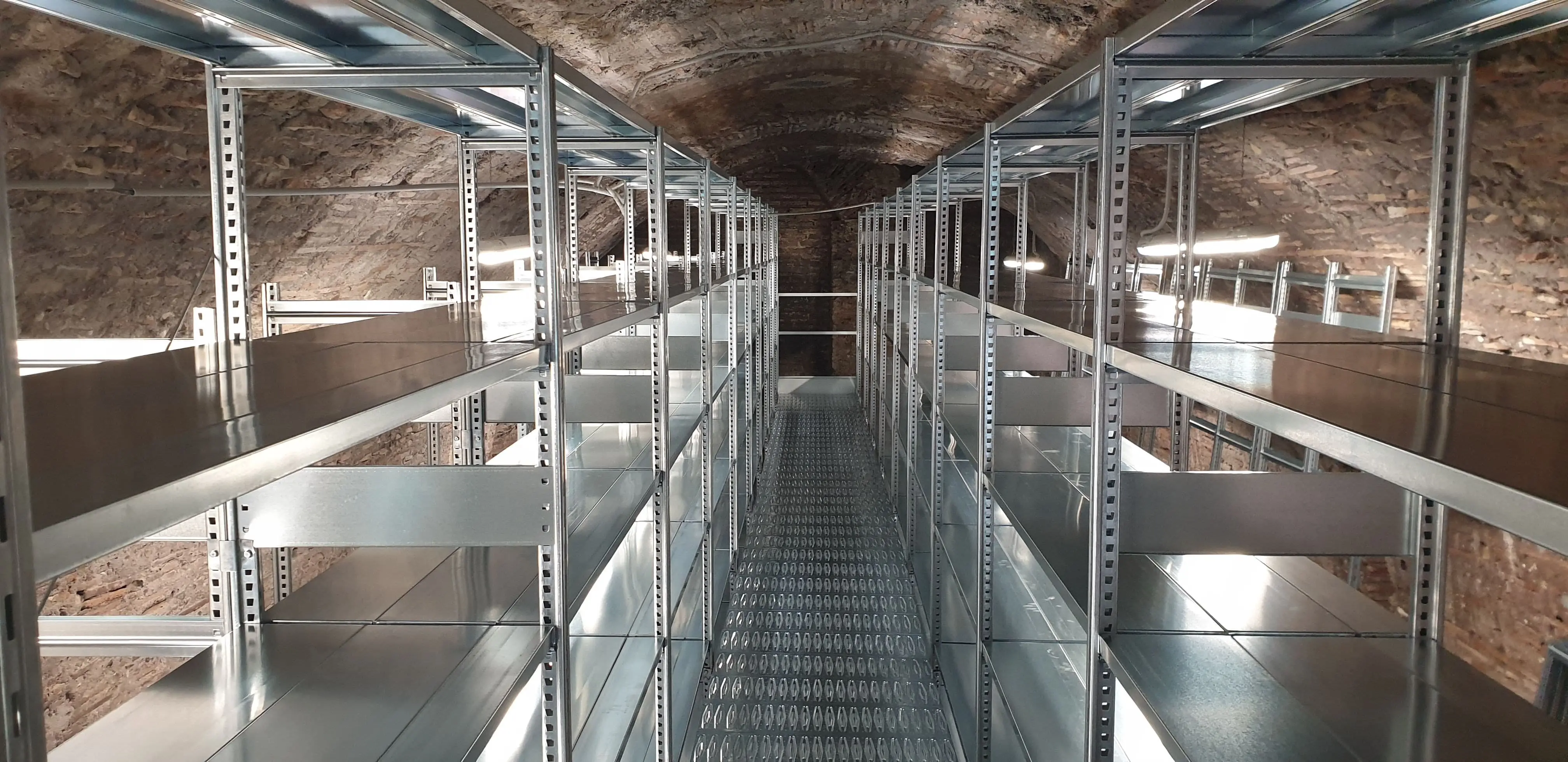 La Forgia — Scaffalature